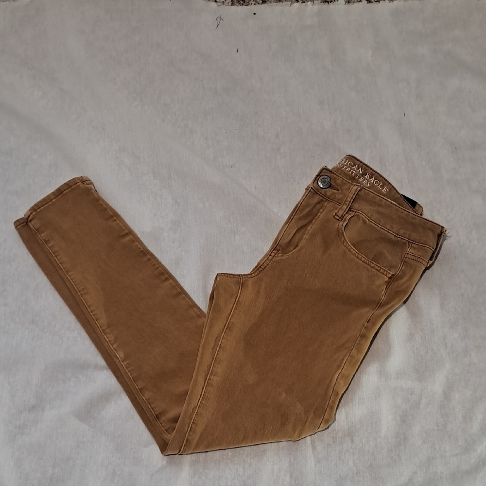 American Eagle Outfitters 360 Super Stretch‎ Jegging. Tan. Size 6.